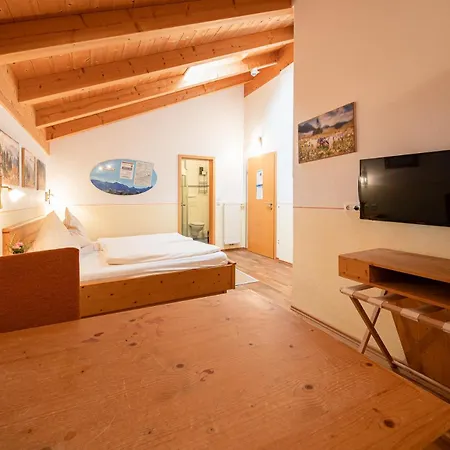 Berggasthof Duftbraeu I Ruhige Alleinlage I Mitten Im Gruenen Hotel *